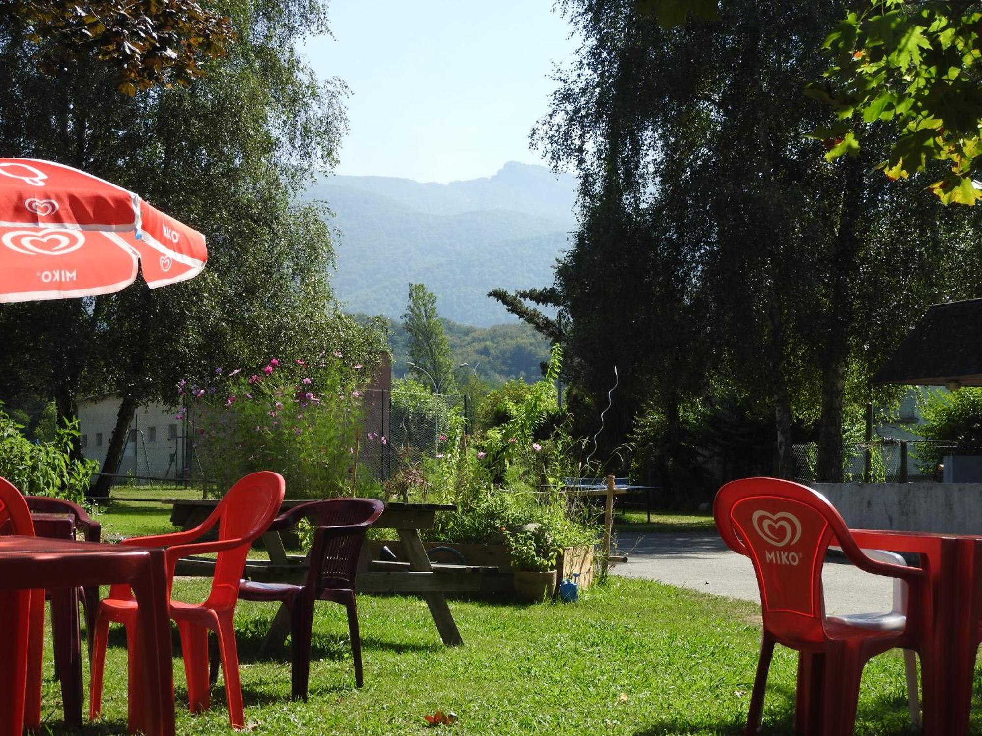 Camping Le Saillet Lestelle-Bétharram Esterno foto